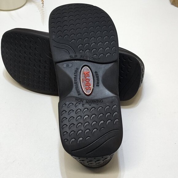 Klogs Springfield Black Slip-On Clogs US 8 Slip-Resistant Sole Orthotic-Friendly - Picture 10 of 10